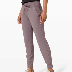 Lululemon sweats size 10 jogger women Ready to Rulu High-Rise lunar rock purple